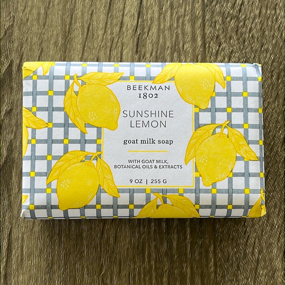 Sunshine Lemon Beekman 1802 Goat Milk Soap